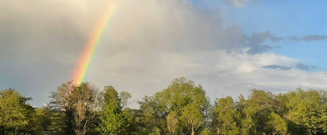 Regenbogen Sinnbild für Hoffnung Schutz von Gott
